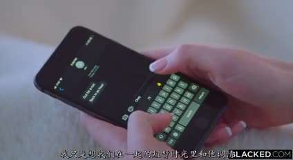 【欧美】性感美女与两位黑人大屌的故事#3P#射精#骚逼#挑逗#性交